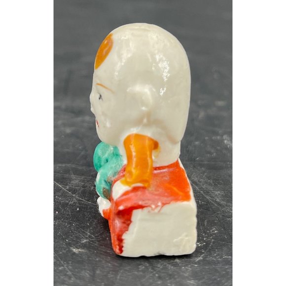 Vintage Scarce Humpty Dumpty Miniature Porcelain Figure signed - Picture 2 of 4
